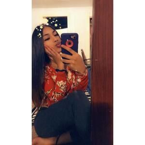 Meet your Posher, Ashley